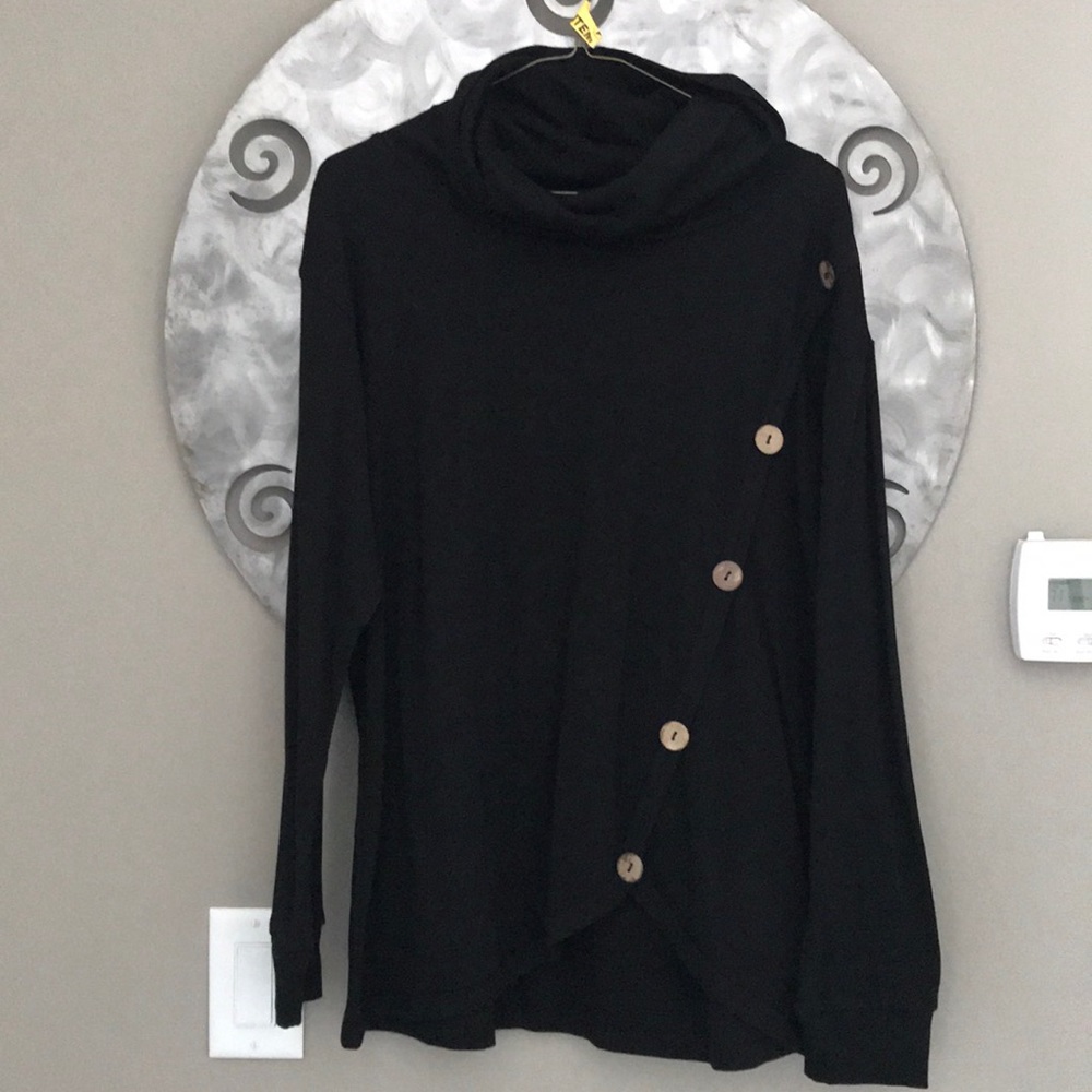 Tunic button top